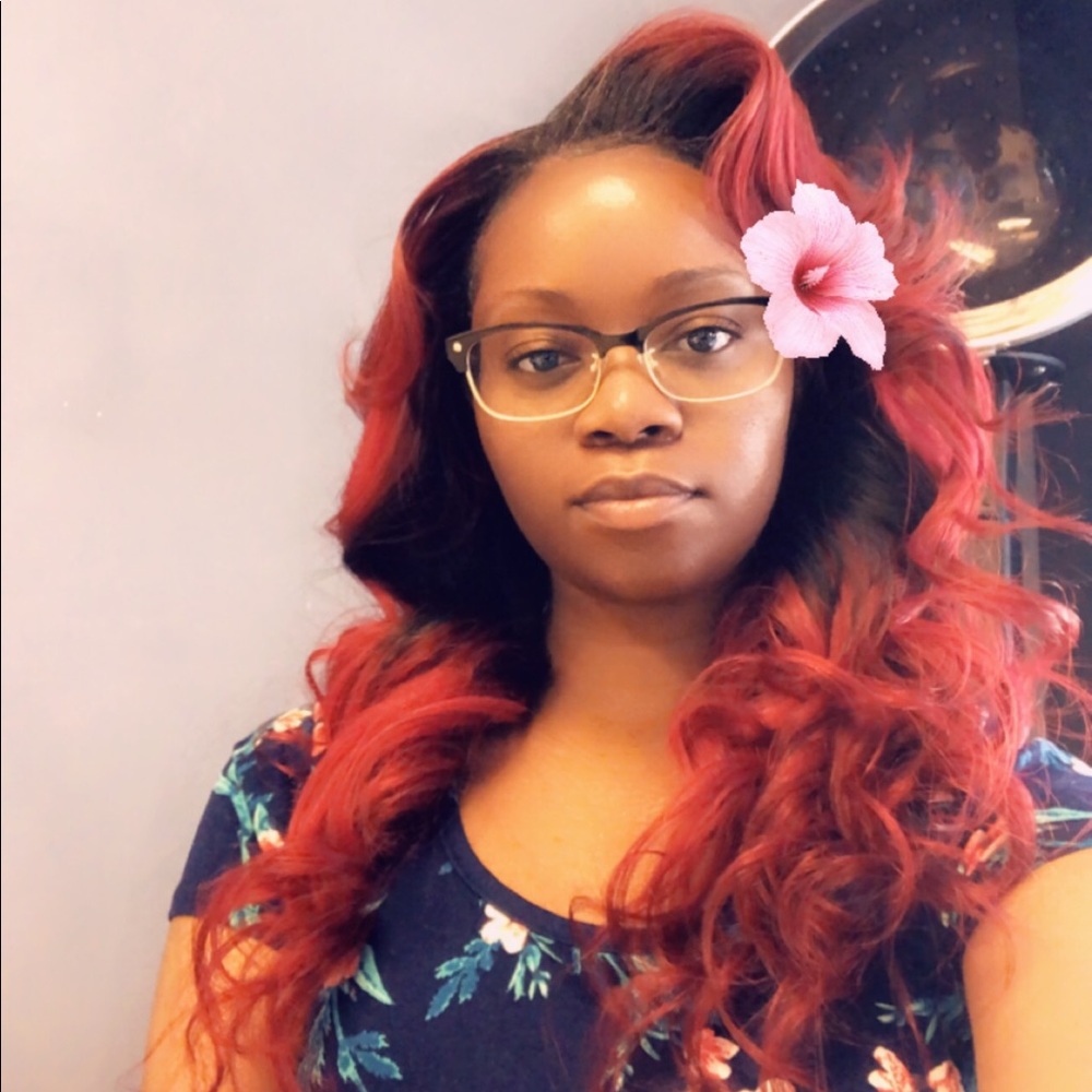 Meet your Posher, Shanekia
